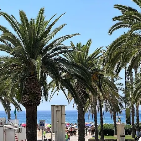 Primera Linea De Mar Con Jardin Апартаменты